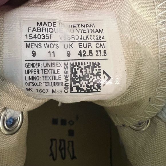 Converse Chuck Taylor All Star High metallic sneaker on white background. - Picture 6 of 7